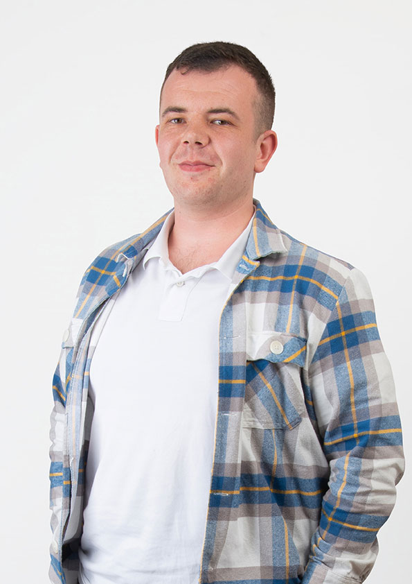 Florian Schu - Junior Support Network Engineer